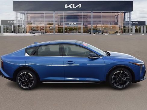 New 2026 Kia K4 GT-Line image 2