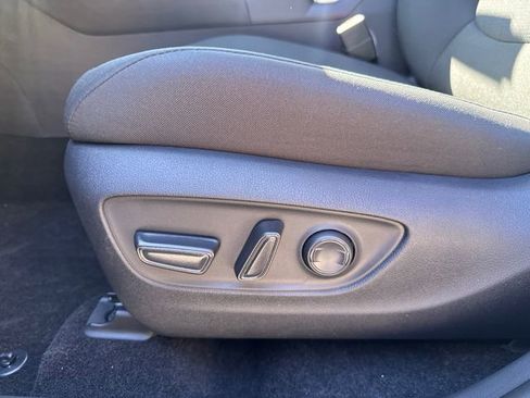 New 2025 Toyota RAV4 XLE image 38