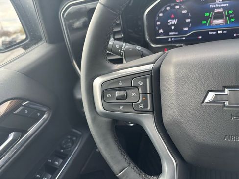 Used 2024 Chevrolet Silverado 1500 LT Trail Boss w/ Convenience Package II image 35