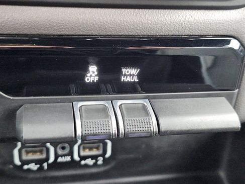 Used 2023 RAM 1500 Big Horn image 11