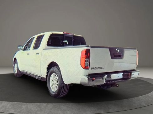 Used 2016 Nissan Frontier SV w/ SV Value Truck Package image 3