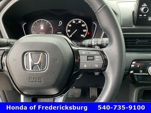 Certified 2024 Honda Pilot Touring image 34