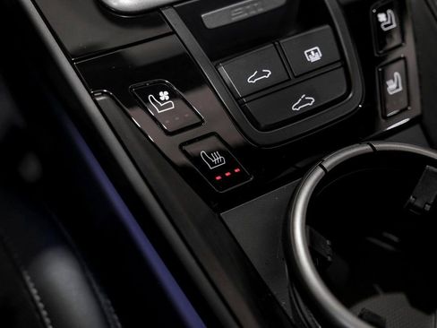 Used 2024 Porsche 911 Carrera GTS w/ Premium Package image 16