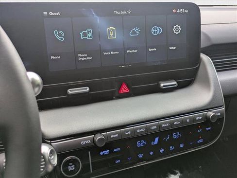 New 2025 Hyundai Ioniq 5 SE image 12