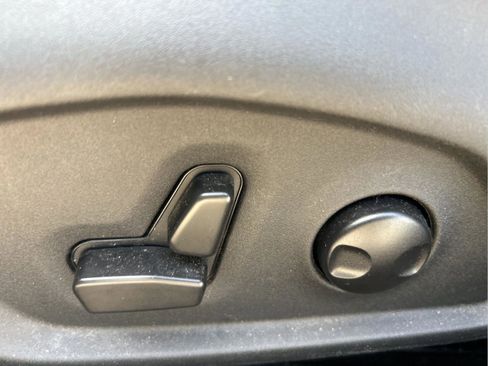 Certified 2022 Jeep Compass Latitude w/ Convenience Group image 28