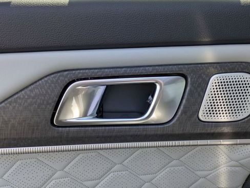 New 2026 Ford Explorer Platinum AWD/4WD image 28