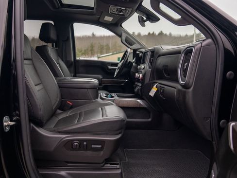 Used 2022 GMC Sierra 1500 Denali w/ Denali Premium Package image 13