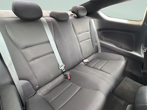Used 2016 Honda Accord EX image 16