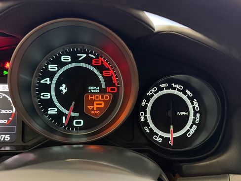 Used 2010 Ferrari California RWD image 20
