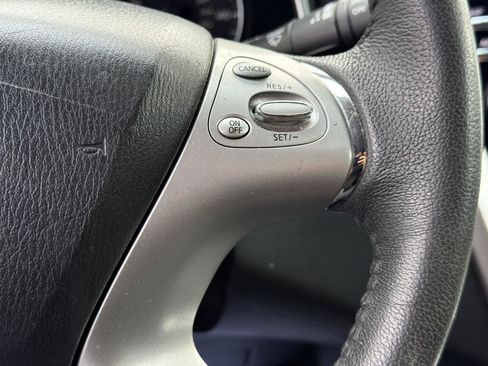 Used 2016 Nissan Murano SL FWD image 21