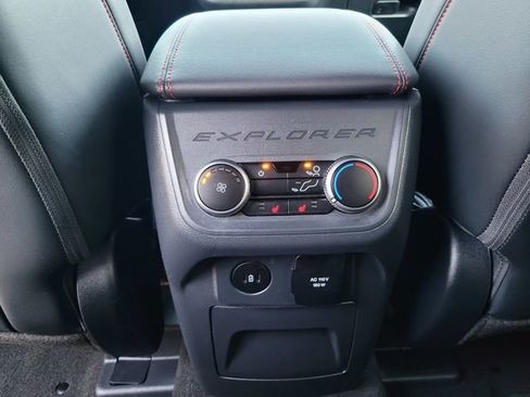 Certified 2025 Ford Explorer ST image 15