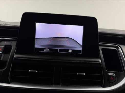 Used 2022 Chevrolet Suburban LS w/ Driver Alert Package image 30