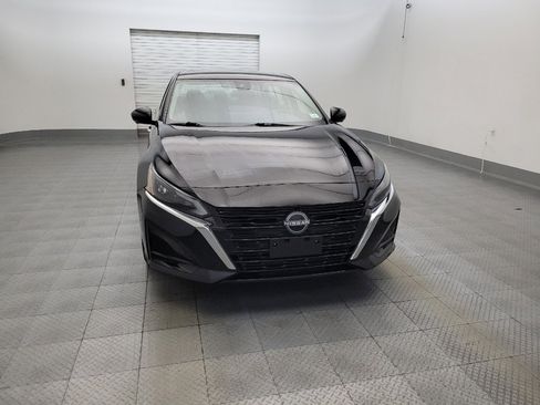 Used 2023 Nissan Altima 2.5 SL AWD/4WD image 14