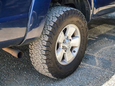 Used 2008 Toyota Tacoma PreRunner w/ SR5 Pkg #2 RWD image 13