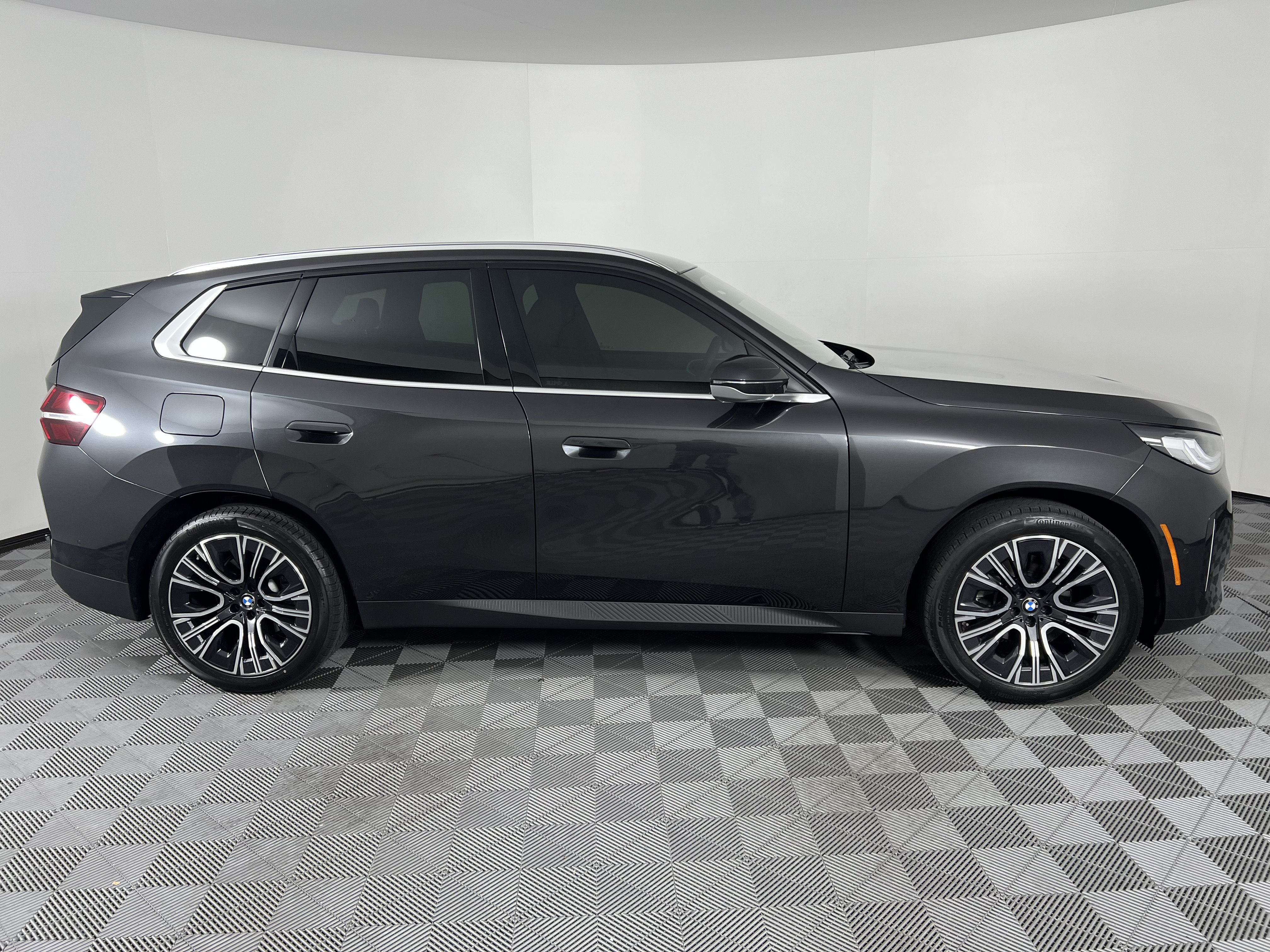 Used 2026 BMW X3 xDrive30i w/ Convenience Package AWD/4WD image 14