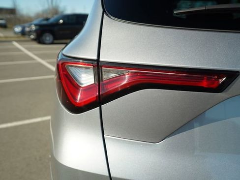 Used 2023 Acura MDX SH-AWD image 39