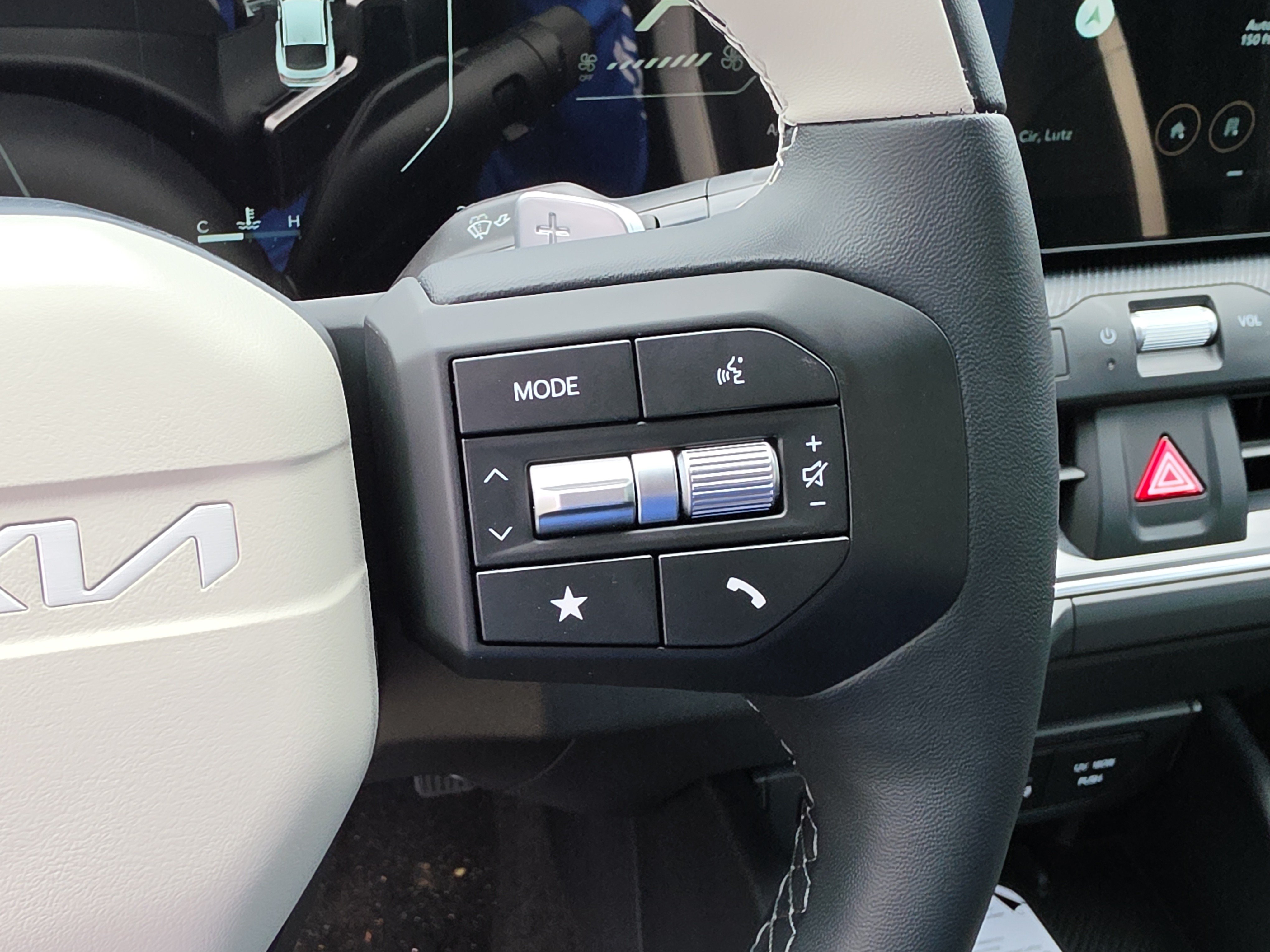 New 2026 Kia K4 GT-Line Turbo w/ GT-Line Premium Package FWD image 31