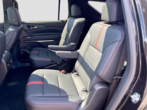 Used 2026 Chevrolet Traverse RS w/ LPO, Floor Liner Package AWD/4WD image 25