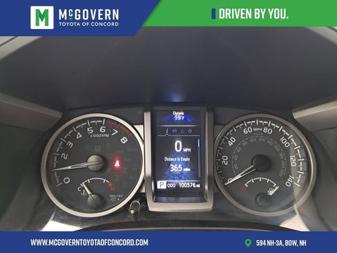 Used 2023 Toyota Tacoma SR5 AWD/4WD image 27