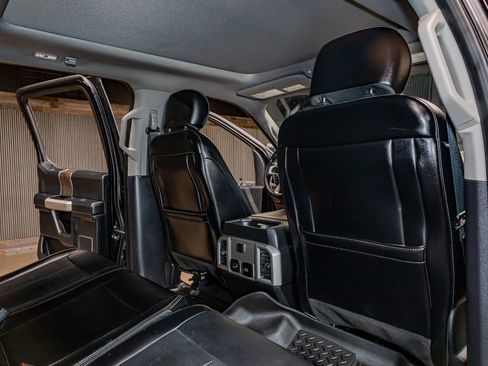 Used 2020 Ford F250 Lariat image 26