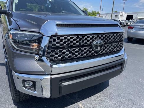 Used 2021 Toyota Tundra SR5 w/ TRD Off-Road Package AWD/4WD image 11
