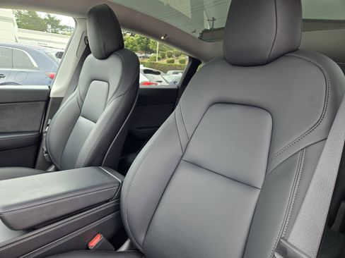 Used 2021 Tesla Model Y Performance AWD/4WD image 17