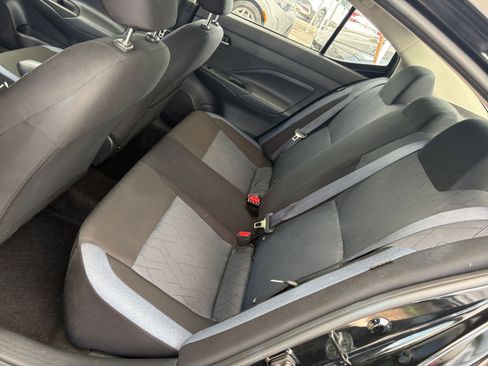 Used 2025 Nissan Versa SV FWD image 24