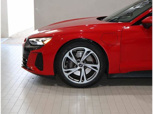 Used 2023 Audi e-tron GT Prestige w/ Prestige Package AWD/4WD image 4