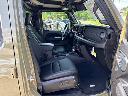 New 2026 Jeep Wrangler Unlimited Rubicon 392 AWD/4WD image 25