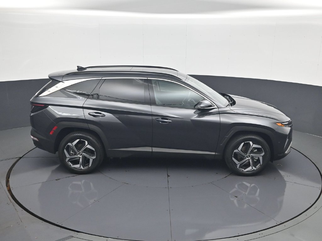 Certified 2023 Hyundai Tucson Limited AWD/4WD image 17