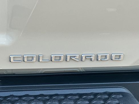 Used 2023 Chevrolet Colorado W/T image 25