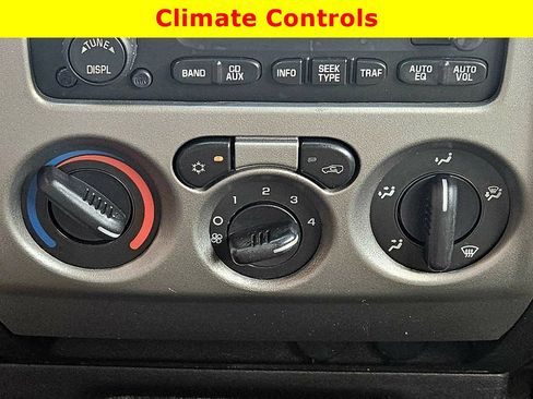 Used 2011 Chevrolet Colorado LT image 20