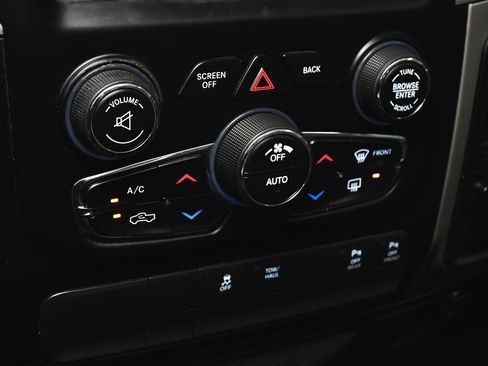 Used 2017 RAM 1500 Big Horn image 25