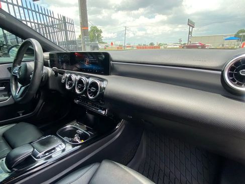 Used 2020 Mercedes-Benz A 220 4MATIC image 13
