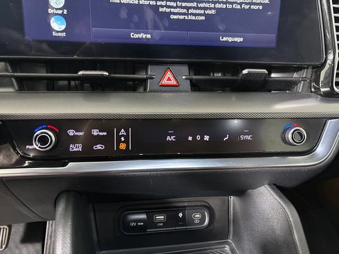 Used 2023 Kia Sportage SX FWD image 21