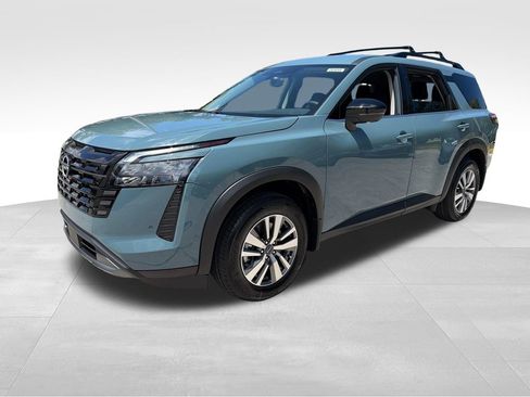 New 2026 Nissan Pathfinder SL FWD image 3