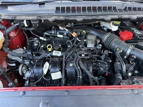 Used 2024 Ford Edge Titanium image 34