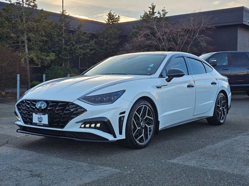 Used 2021 Hyundai Sonata Limited image 3