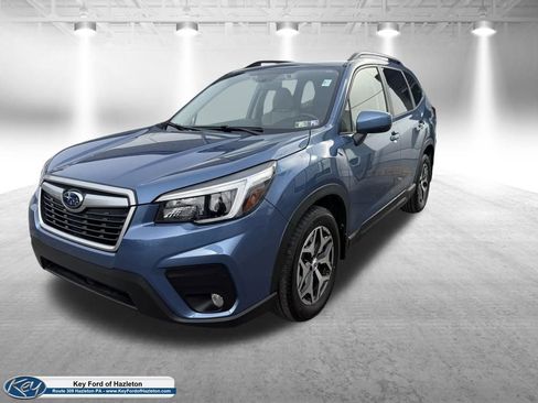 Used 2021 Subaru Forester Premium image 3