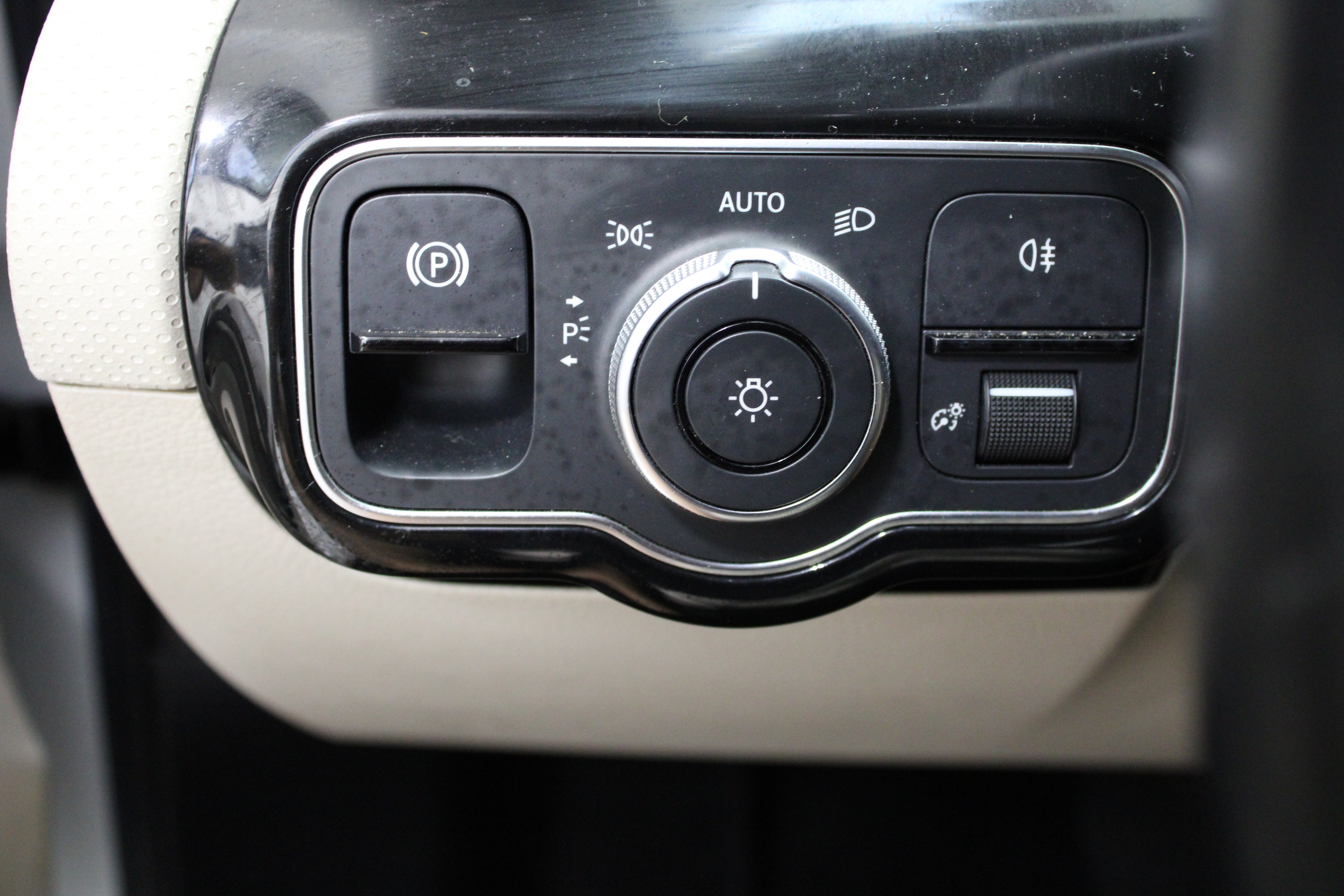 Used 2019 Mercedes-Benz A 220 image 26