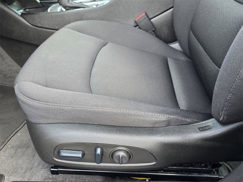 Used 2024 Chevrolet Malibu LT image 14