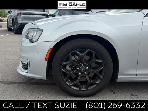 Used 2022 Chrysler 300 Touring L AWD/4WD image 7