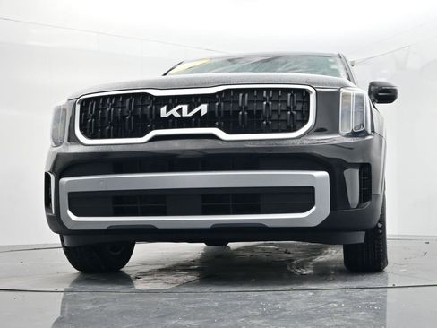 Certified 2023 Kia Telluride LX image 36