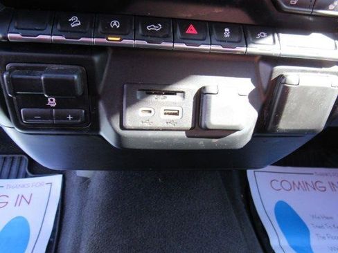 Used 2020 Chevrolet Silverado 1500 LT w/ All-Star Edition image 28