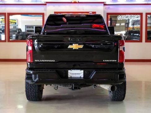 Used 2022 Chevrolet Silverado 2500 Custom w/ Gooseneck/5TH Wheel Package AWD/4WD image 11