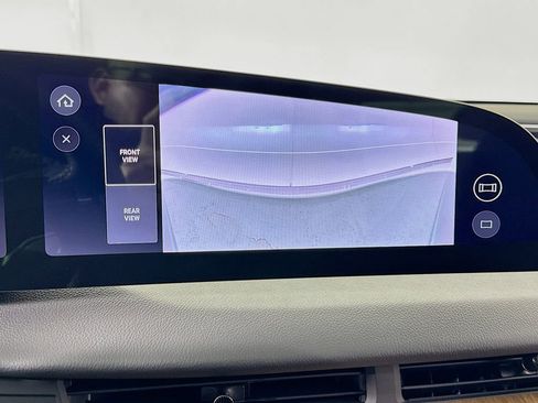 Used 2024 Lucid Air Pure RWD image 19
