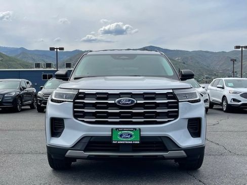 New 2026 Ford Explorer Active AWD/4WD image 5