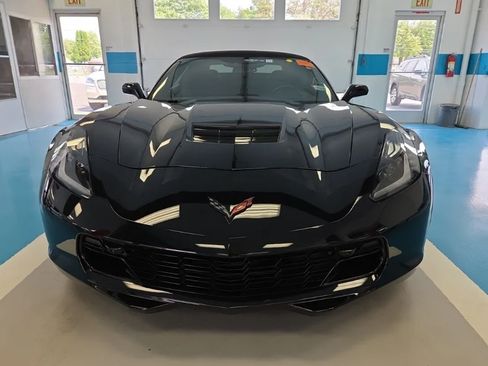 Used 2017 Chevrolet Corvette Grand Sport RWD image 5