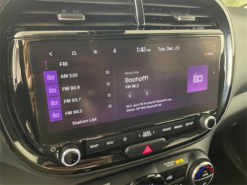 Certified 2023 Kia Soul S image 7