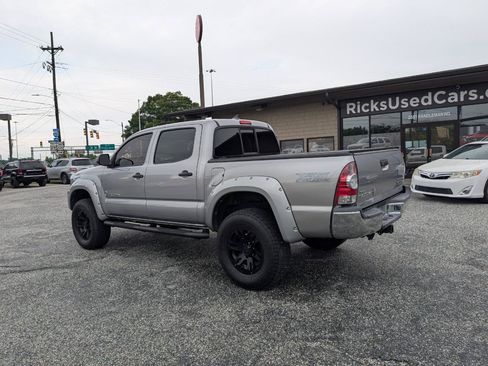 Used 2015 Toyota Tacoma PreRunner w/ SR5 Package RWD image 7